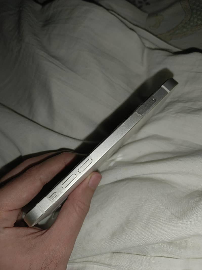Apple iPhone 12 2