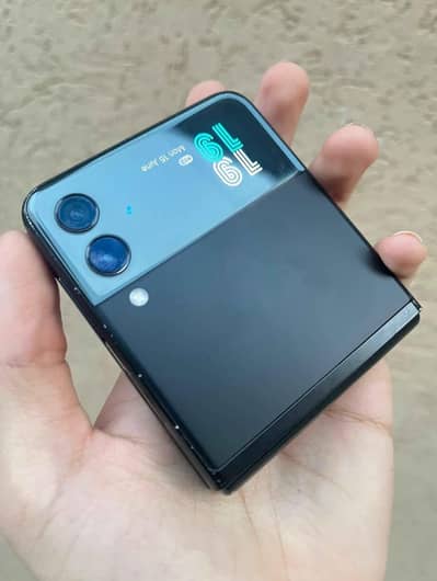 Samsung Mobile Z Flip 3