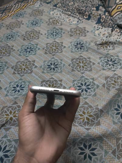 I phone 11 64 gb