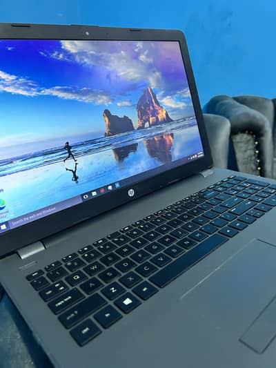 HP laptop AMD A6 Machine 8gb 256gb ssd