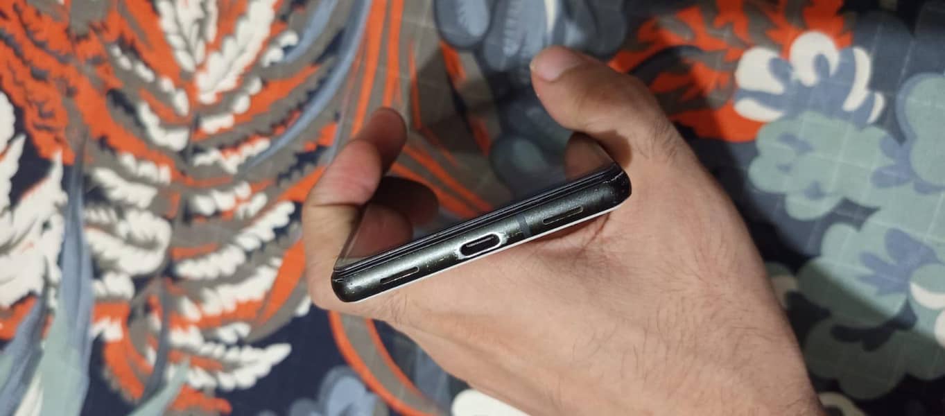 Google Pixel 6a 4