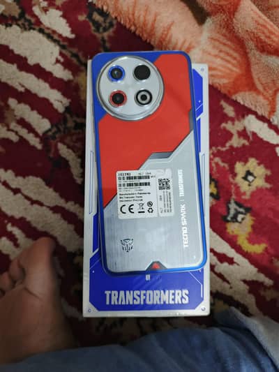 Tecno SPARK 30 Pro complet box