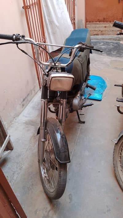 Unique Xtreme bike 70 cc bike
