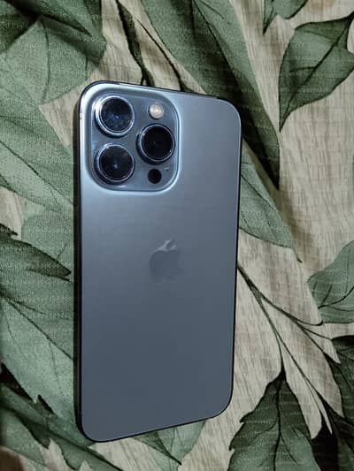 Apple iPhone 13 Pro