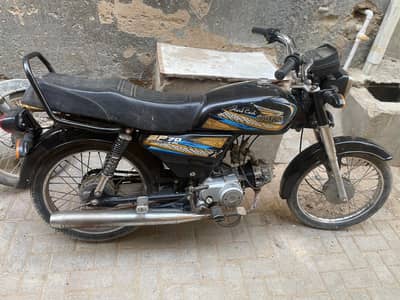 I am selling a bike SP CD 70 model 2025 10/9 condition bast price 75k