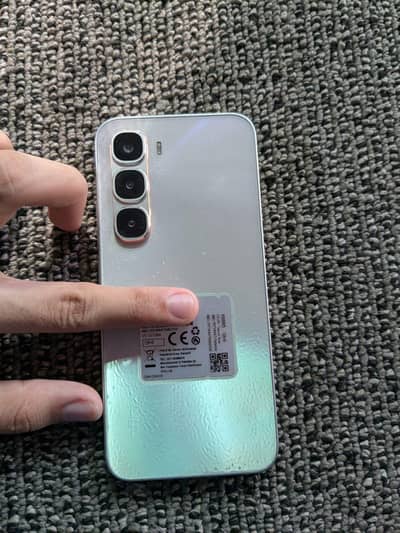 Infinix hot 60 pro (03339432352)