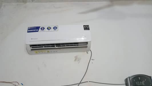 Dawlance 1 ton inverter ac for urgent sale