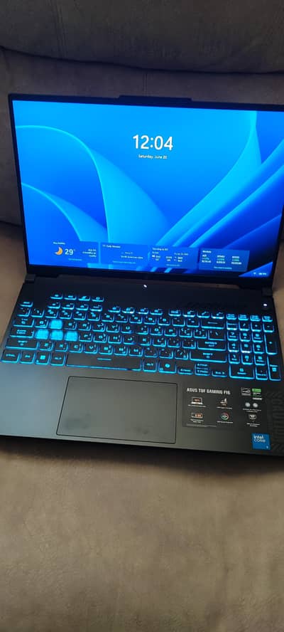 Asus Tuff F16 RTX 3050 gaming laptop mint condition