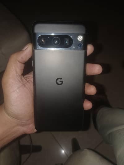 Google Pixel 8 Pro