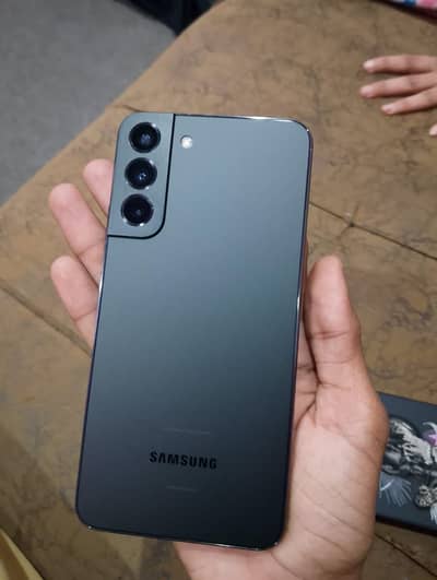 Samsung Mobile S22 Plus