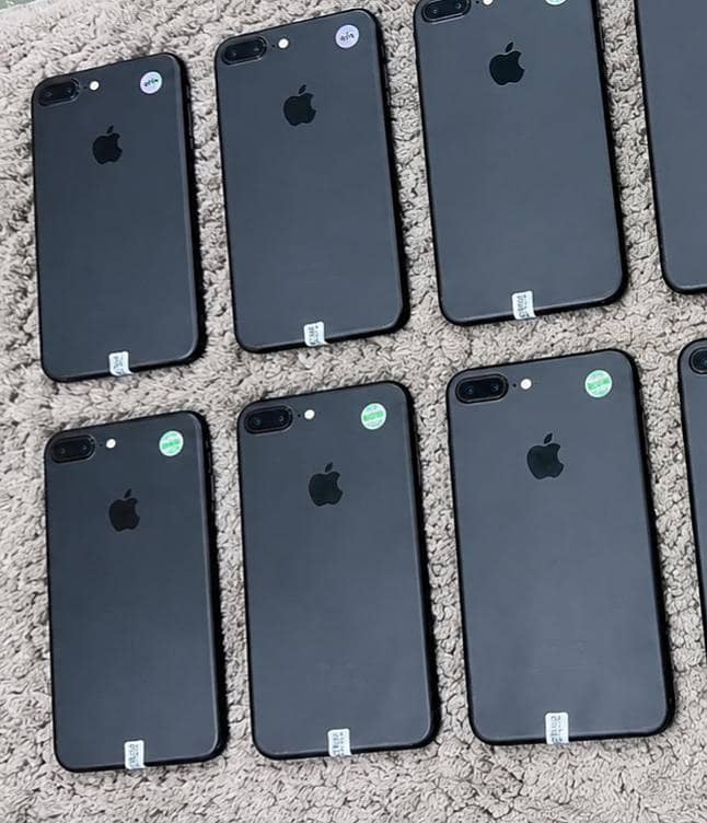 Apple iPhone 7 Plus 0