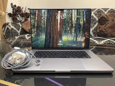 Apple Macbook Pro M1 Chip 2021,16 Inches, 32GB Ram, 500GB SSD