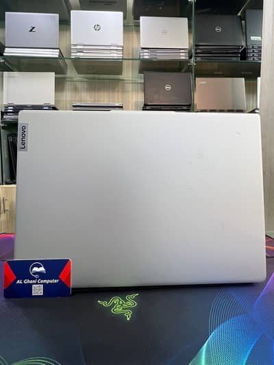 Lenovo IdeaPad Core Ultra 7 155H