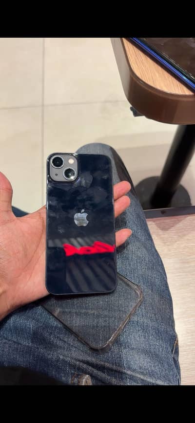 Apple iPhone 13