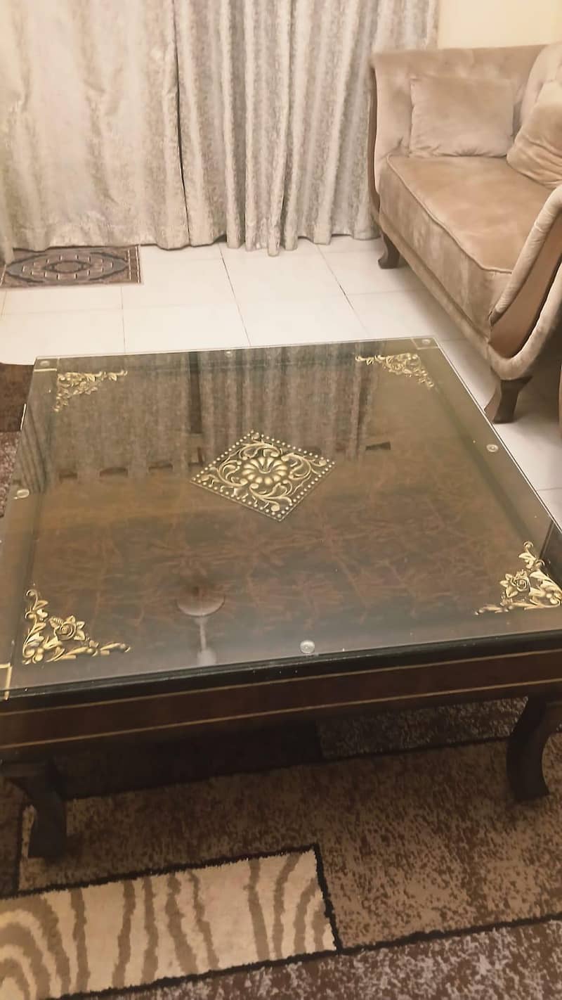 Centre Table 0