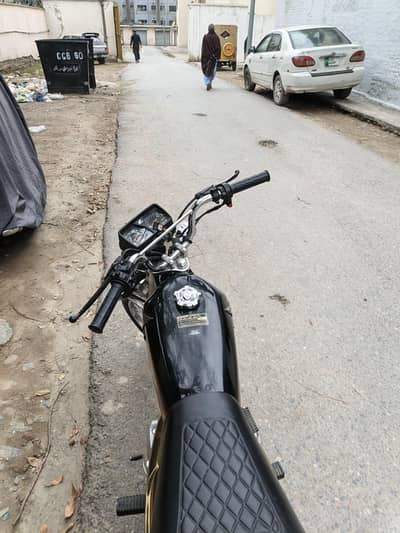 Honda 125 special edition gold 23/24