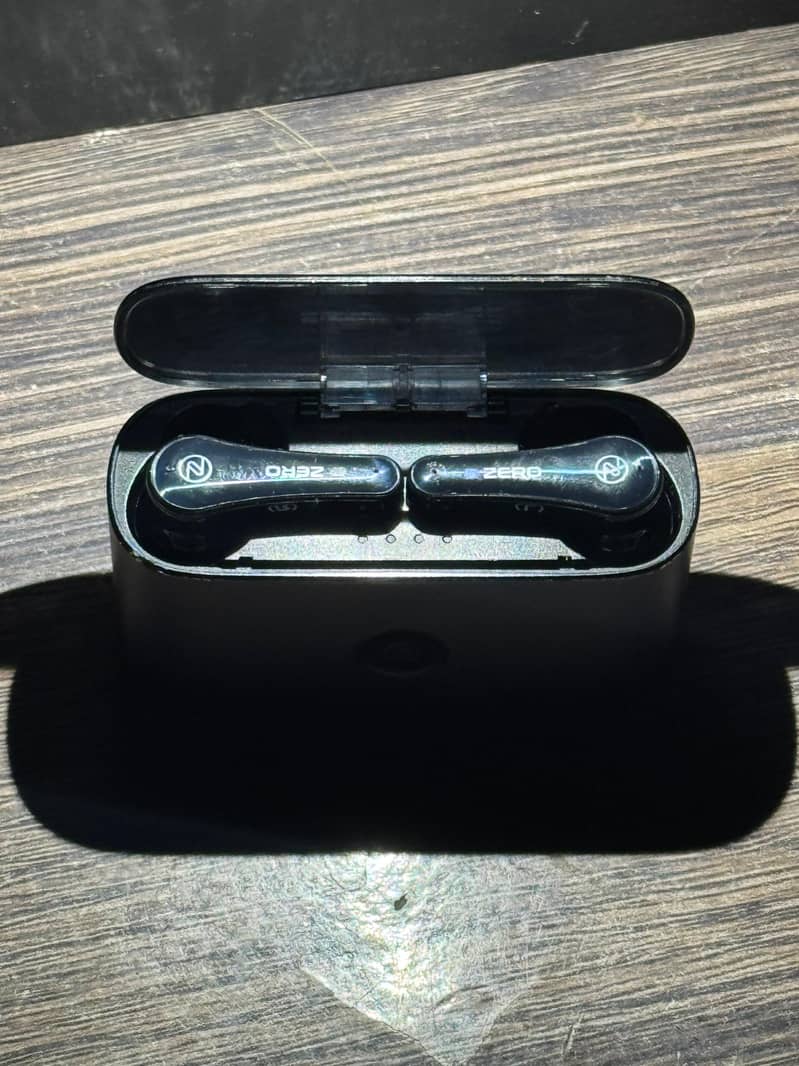Zero Robo Earbuds 3