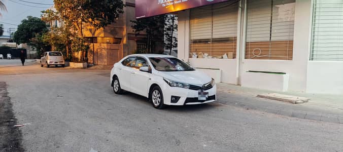 Altis 1.6 2015 – Corolla