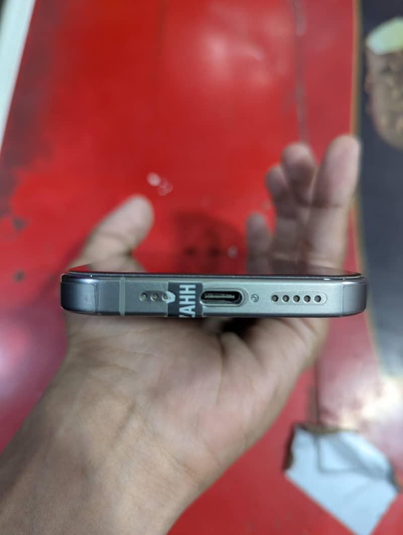 iPhone 15 pro 5
