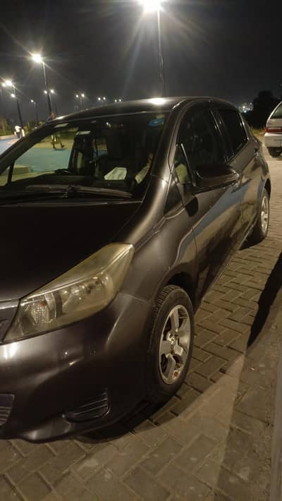 Toyota Vitz 2011