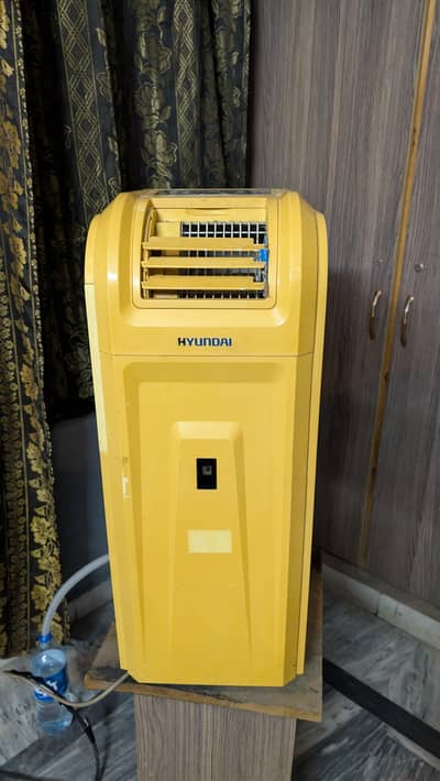 Air Conditioner Hyndai 0.75 Ton
