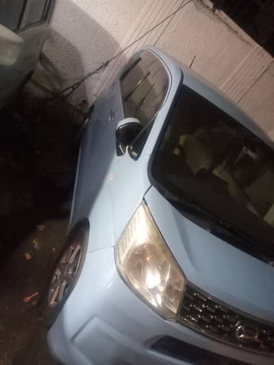 Daihatsu Move 2015