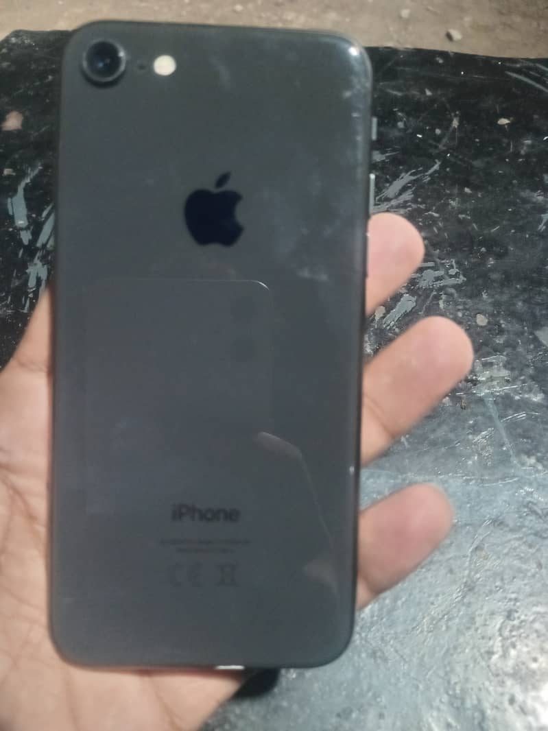 Apple iPhone 8 2