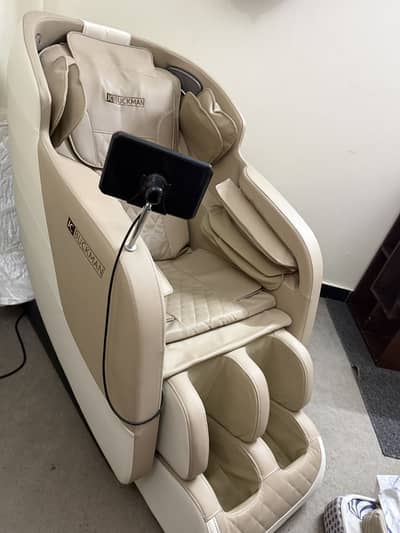 Jc Buckman massage chair
