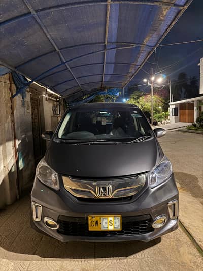 Honda Freed 2012