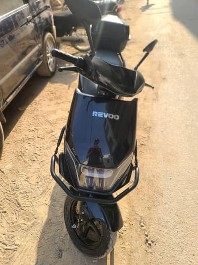 Revoo c32
