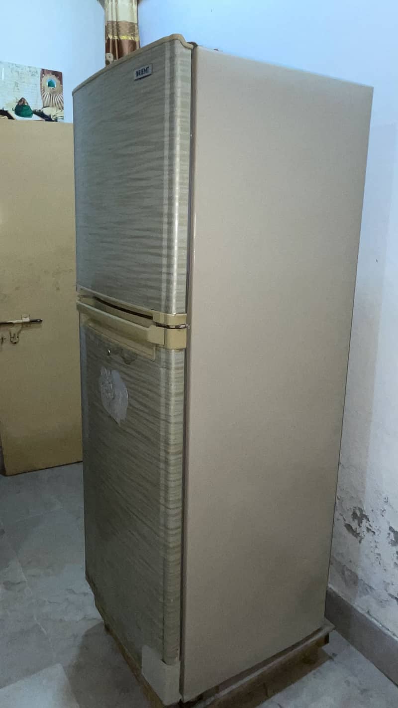 Refrigerator 1