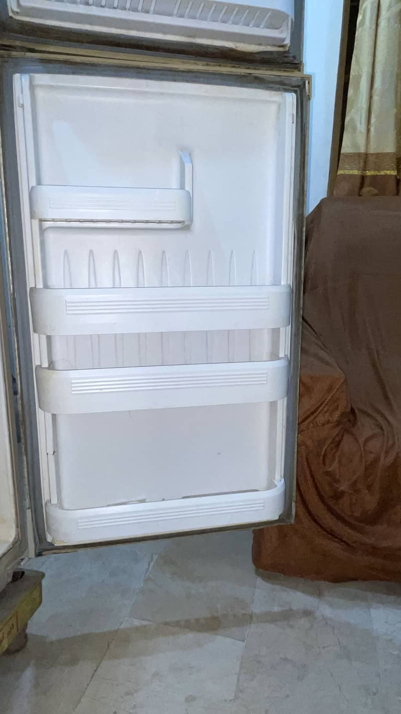 Refrigerator 6