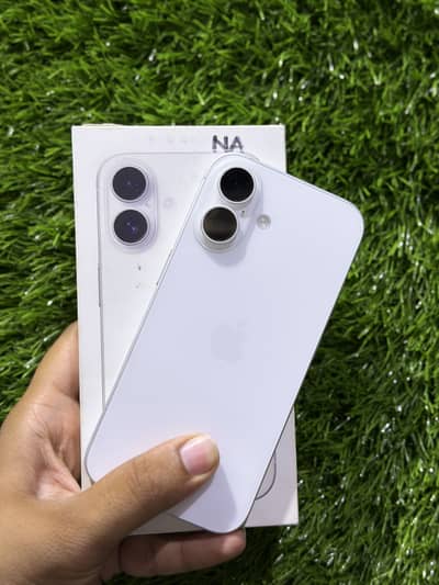Apple iPhone 16