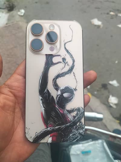 Apple iPhone 16 Pro (till in warranty)