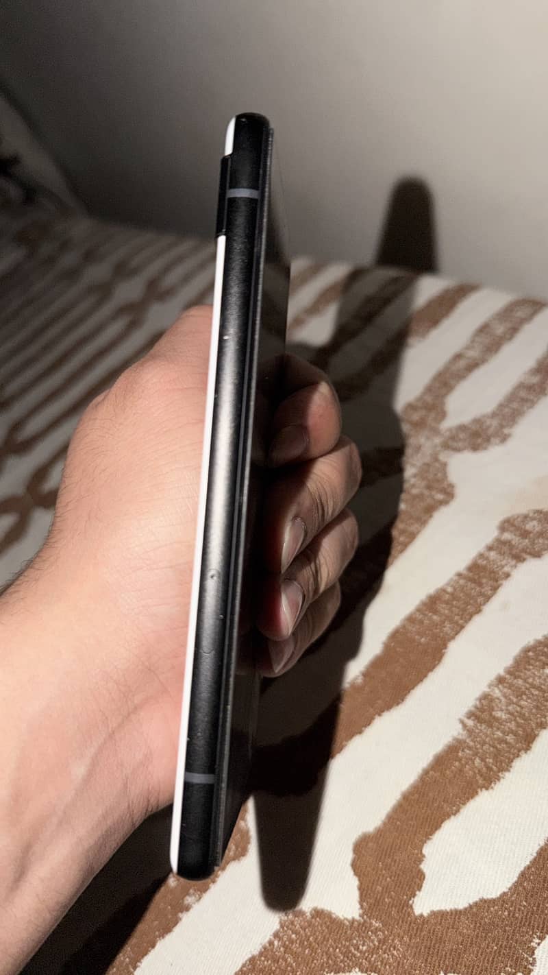 Google Pixel 6a 4