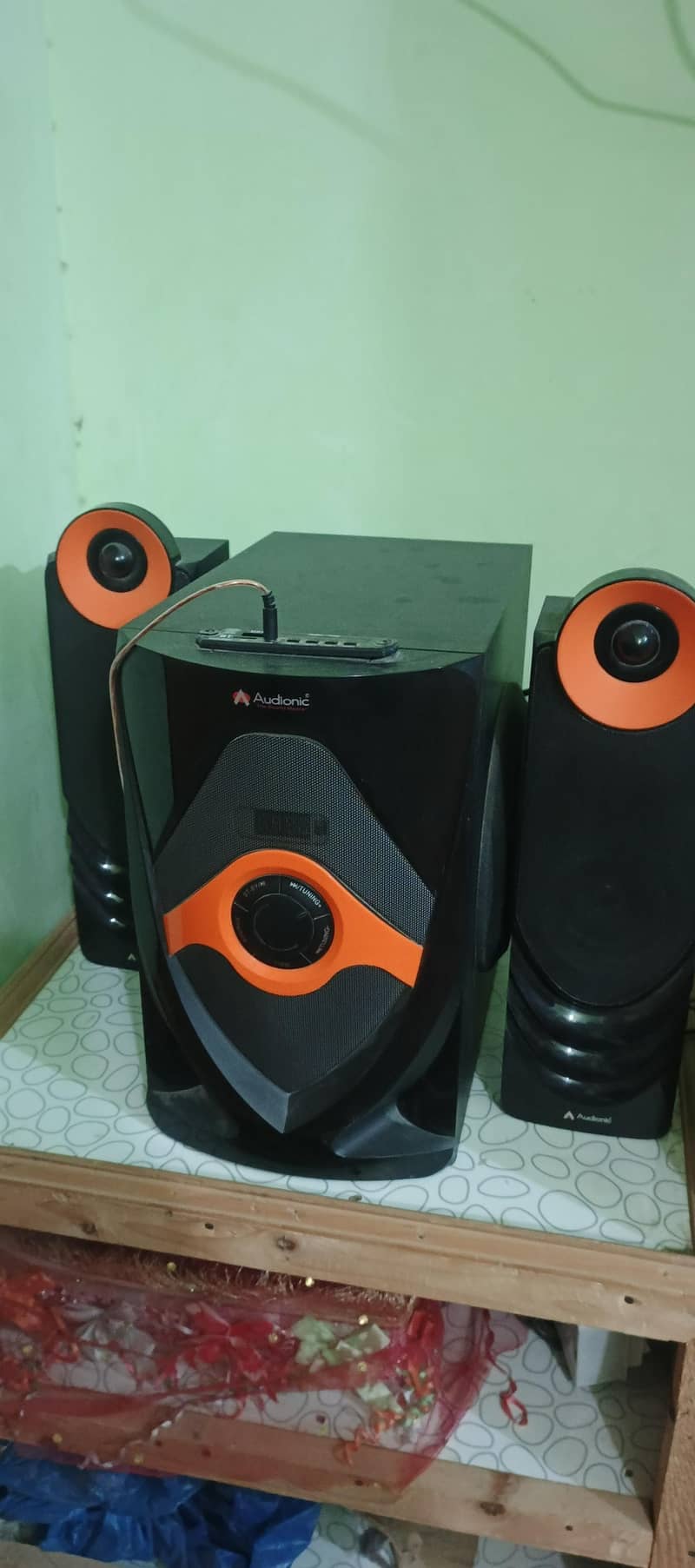 Audionic Bluetooth speakers 0