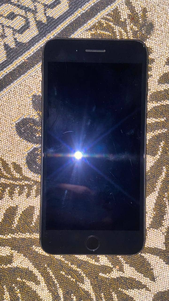 Apple iPhone 7 Plus 1