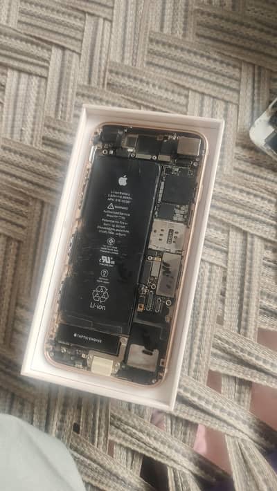 Apple iPhone 8 PTA approved 03136192720