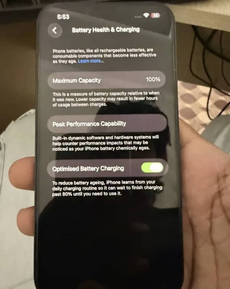 Apple iPhone 13 2