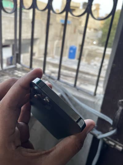 I phone 12 pro Fu