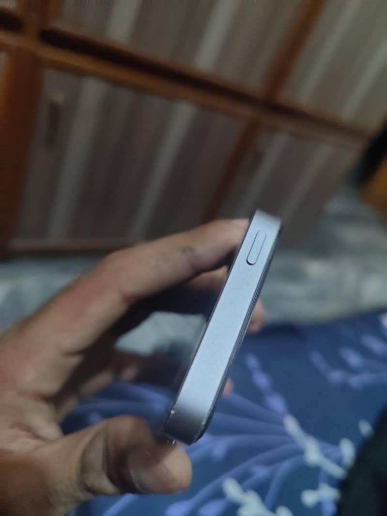 Apple iPhone SE 2