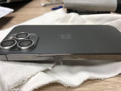 Apple iPhone 13 Pro 256 GB back glass changed