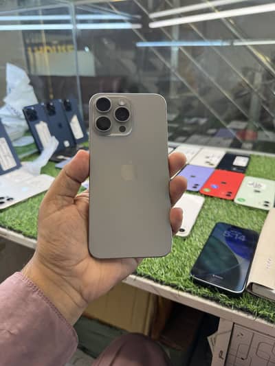 Apple iPhone 15 Pro Max
