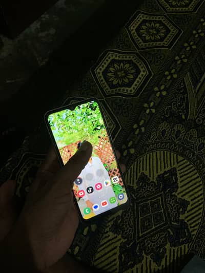 Samsung Mobile A04