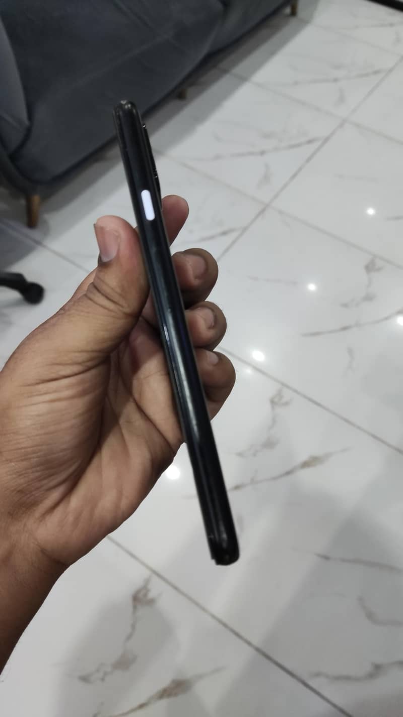 Google Pixel 4a5g 3