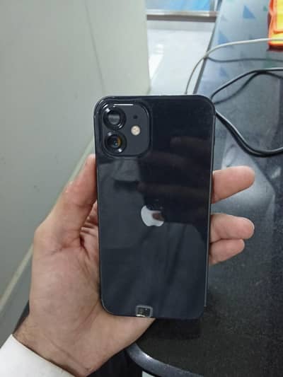 Apple iPhone 12