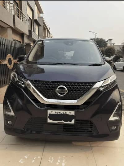 Nissan Dayz 2021 9,5052 km driven serious buyer contact karan