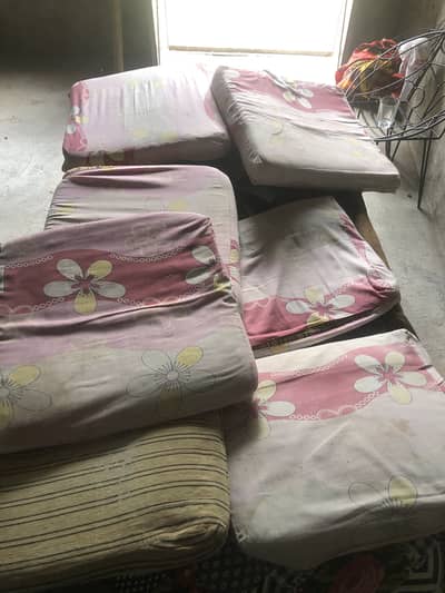 Sofy ki gadiya for sale