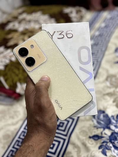 vivo y36 8+8 256gb with box exchange possible 03150815779