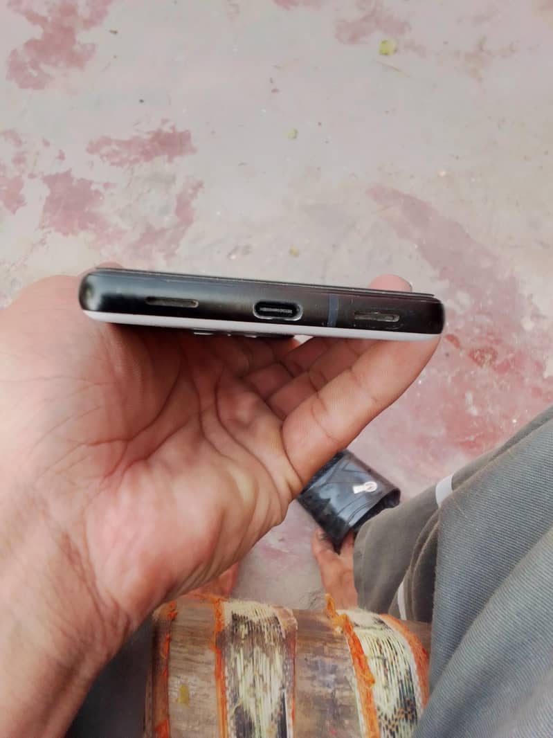 Google Pixel 6a 2